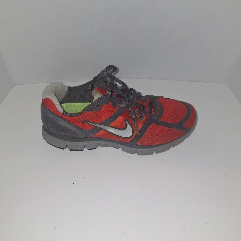 Nike stylish athletic